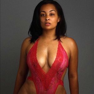 Meet your Posher, Kay